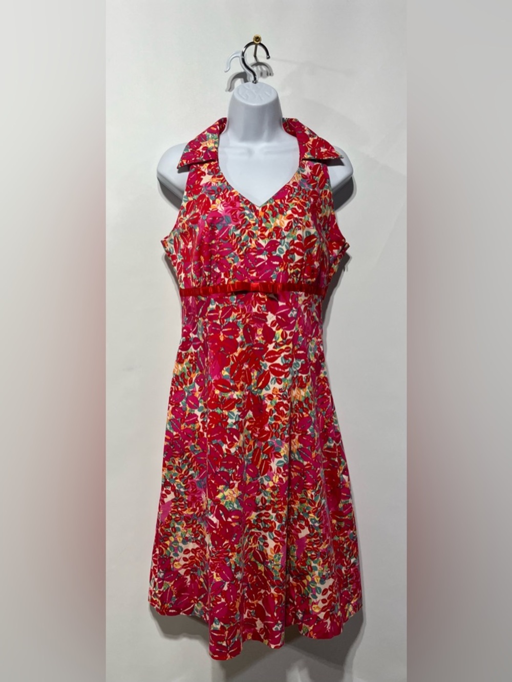 Sangria Vibrant Pink Red Floral V-Neck Mini Dress